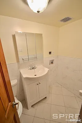 Rented by Spire Group | media 29