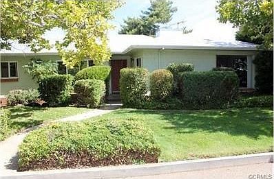 3rd image of 220 W Sierra View Dr