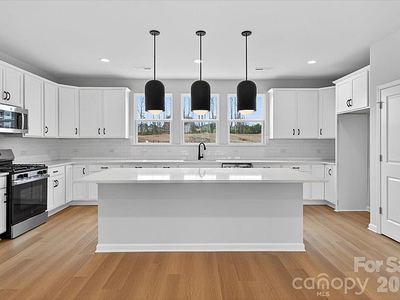 3rd image of 238 Ferebee Pl #Brx0074