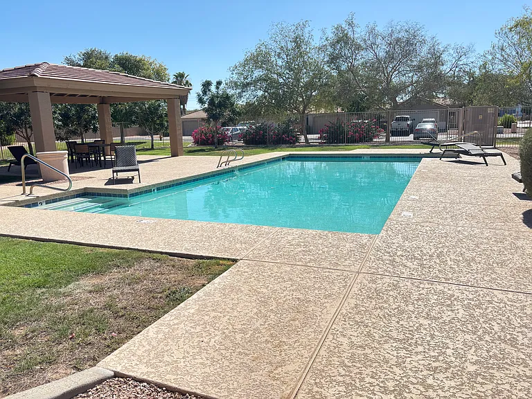 82 S Criss Pl — Photo 24