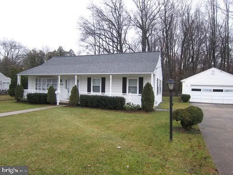 2131 Pimmit Dr — Photo 18