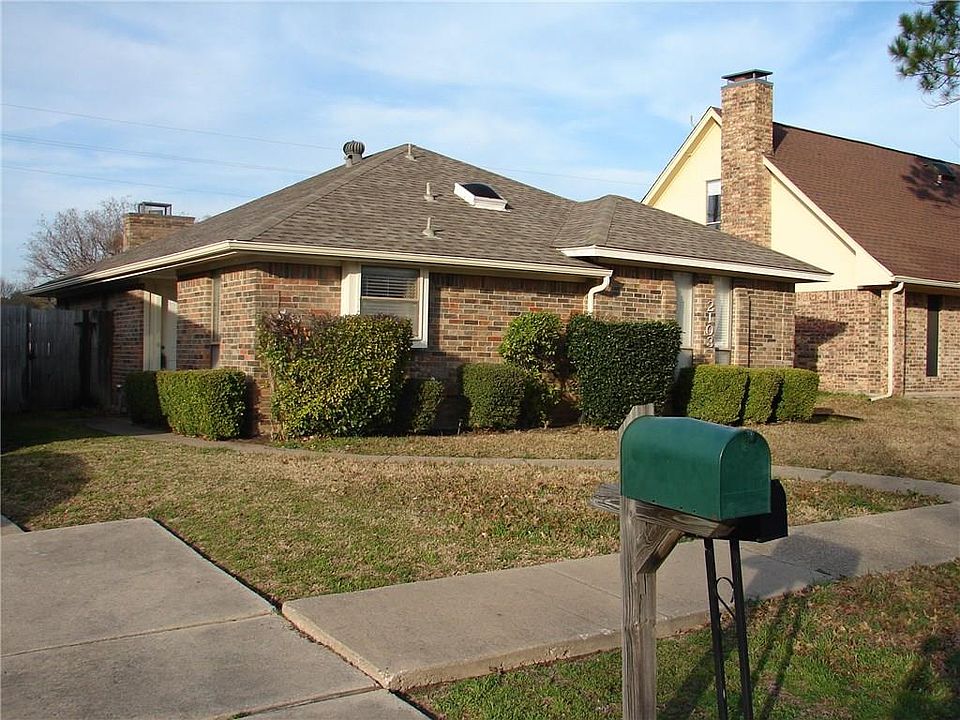 1st image of 2103 Cordoba Dr