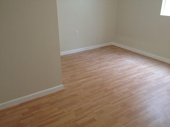 5th image of 24 Longview Dr