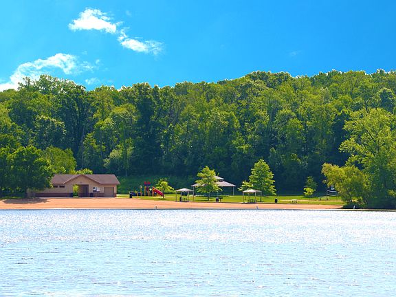 2nd image of 2790 Mallard Dr