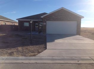 1835 Quail Wood Dr, Portales, NM 88130