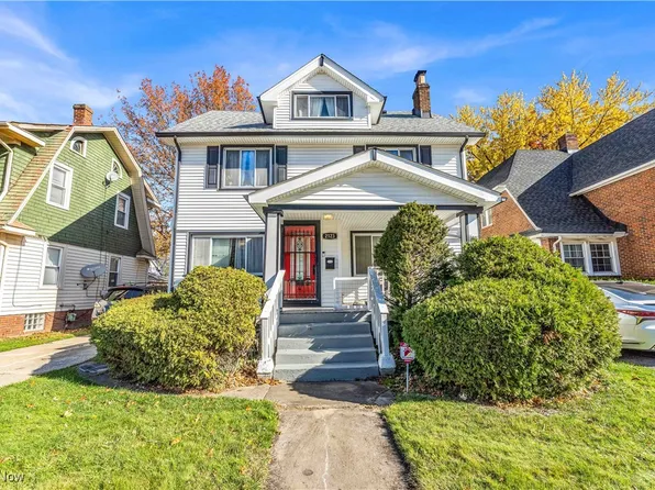 2123 N Taylor Rd, Cleveland Heights, OH 44112