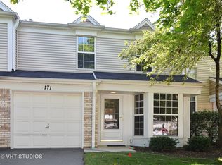 171 N Oltendorf Rd, Streamwood, IL 60107