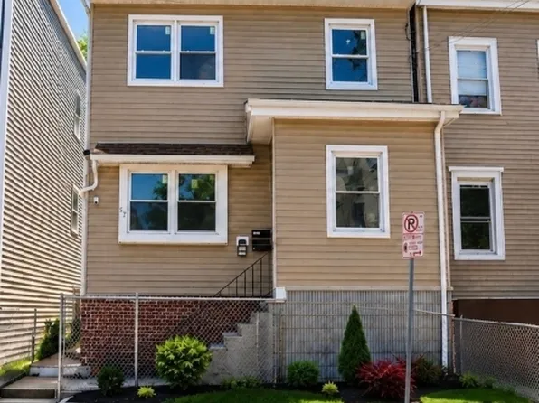 57 Highland St, Paterson City, NJ 07524