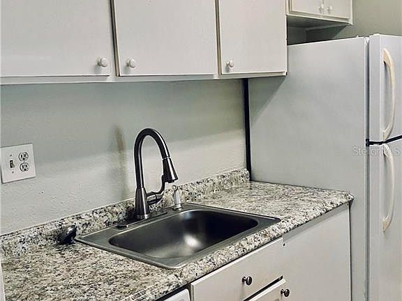 5th image of 115 S Lois Ave APT 217