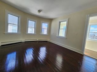 23 County Rd #2, Barrington, RI 02806