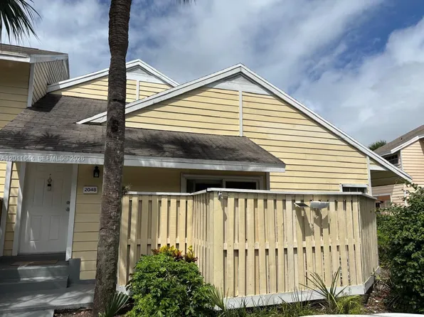 2048 Champions Way, Pompano Beach, FL 33068