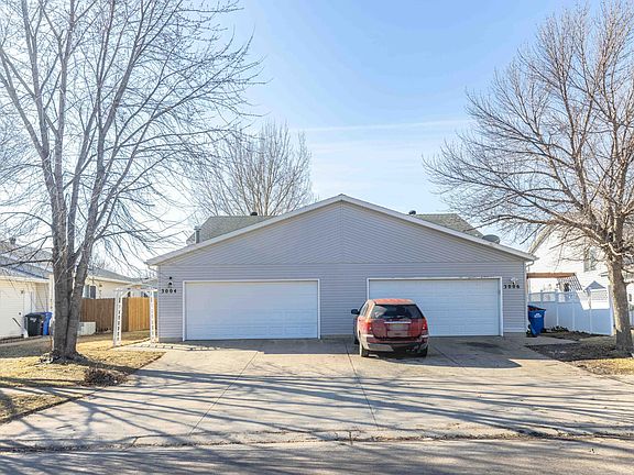 4th image of 3004 Dakota Park Cir S