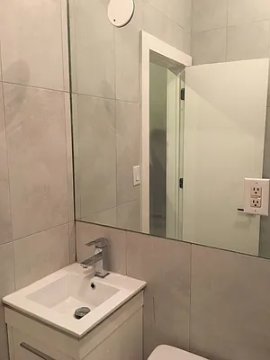 Rented by Merileads Inc. | media 5