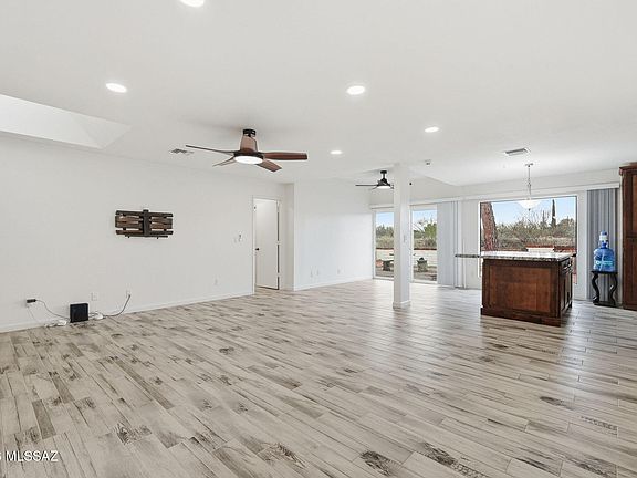 4th image of 1183 Circulo Canario