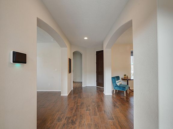 5th image of 6928 Tierra Oscura St NW