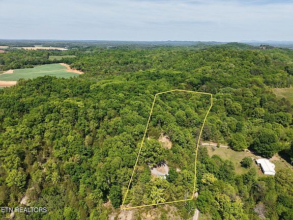 4th image of 137 Watt Rd