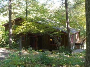 104 Pantry Rd, Hatfield, MA 01038