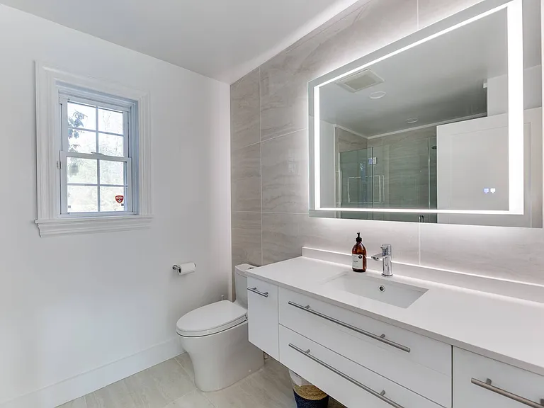 12 Underwood Dr — Photo 21