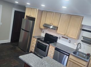 86-88 Lincoln St, Middletown, CT 06457