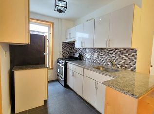 43-09 34th Ave #2B, Long Island City, NY 11101
