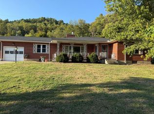 510 E Maple St, Salyersville, KY 41465