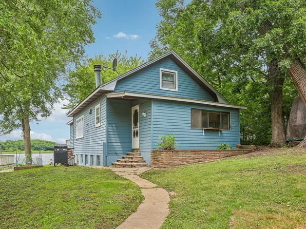 35482 N Sheridan Dr, Ingleside, IL 60041