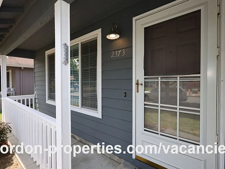 2373 NW Stanley Ave — Photo 3