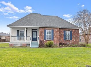 333 Key Largo Dr, Port Allen, LA 70767