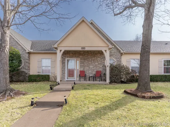 8126 E 74th Ct, Tulsa, OK 74133