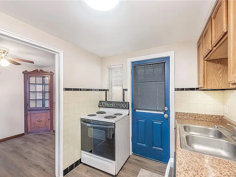 12 Wenzell Pl — Photo 11