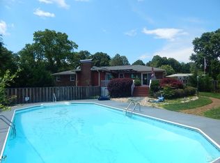 119 Woodside Dr, Forest City, NC 28043