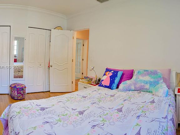 4th image of 1535 Baracoa Ave