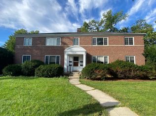 55 E Henderson Rd APT C, Columbus, OH 43214