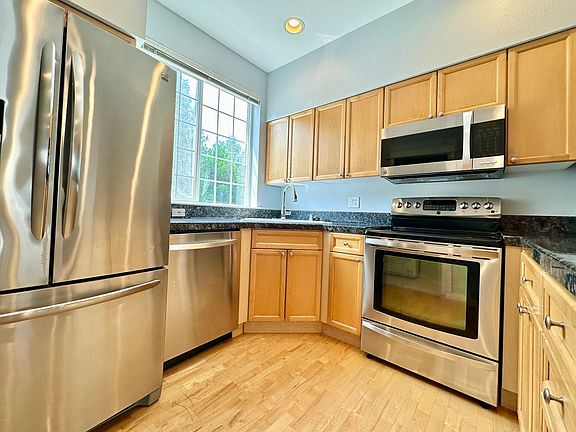 5th image of 1900 132nd Ave SE APT 24