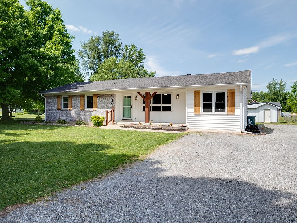1st image of 104 Delrose Dr