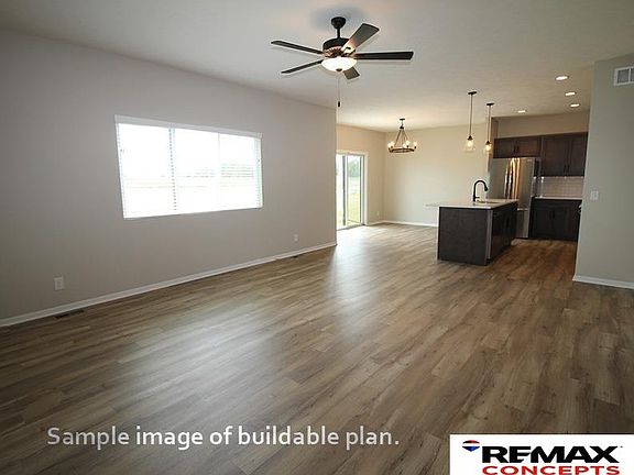 4th image of 10518 S 76th St