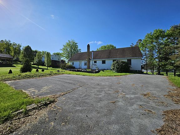 4th image of 200 Brewery Run Ln