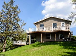 229 Birch St NE, New London, MN 56273