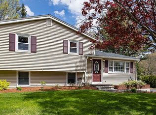 30 Arrow St, Billerica, MA 01821