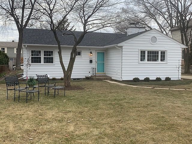 1st image of 1010 Hillside Ave