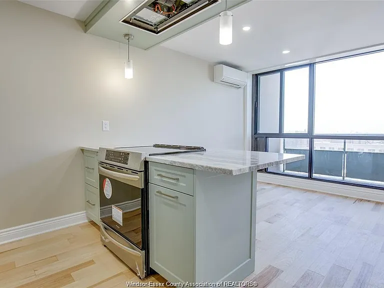 111 Riverside Dr E #1607 — Photo 7