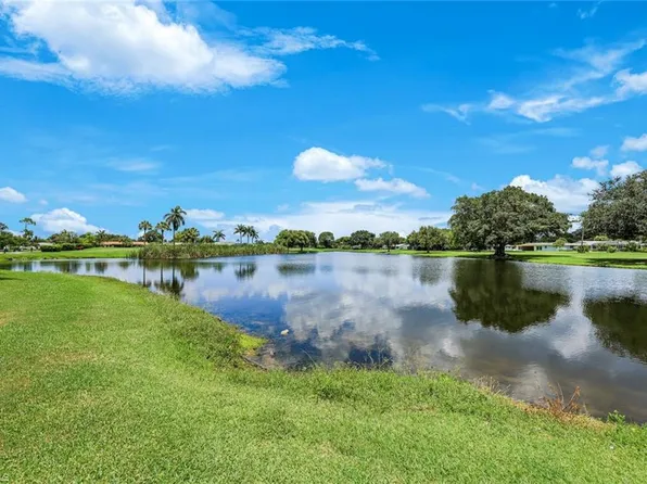 4333 Beechwood Lake DR, NAPLES, FL 34112