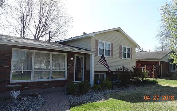 2nd image of 2331 Shirlene Dr