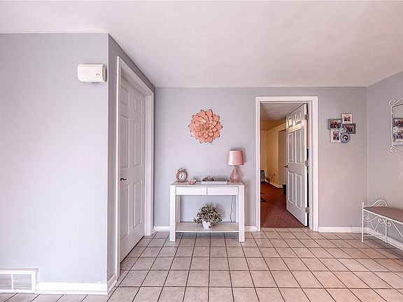 3rd image of 3006 Park Forest Ln