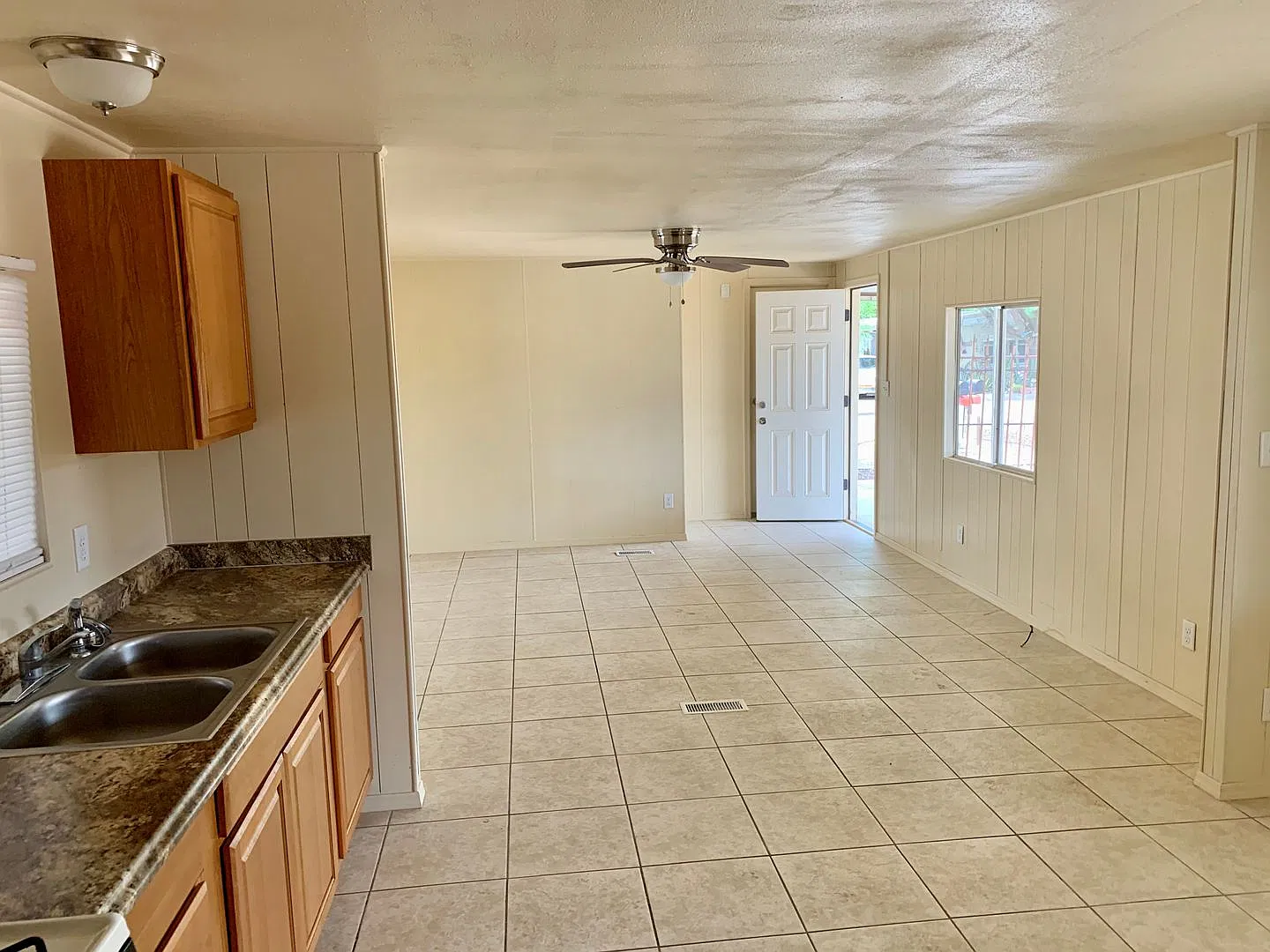 Foothills 2 Bedroom 2 Bath Manufactured home — Photo 2