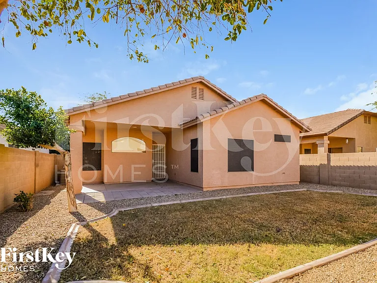 13030 W Windrose Dr — Photo 15