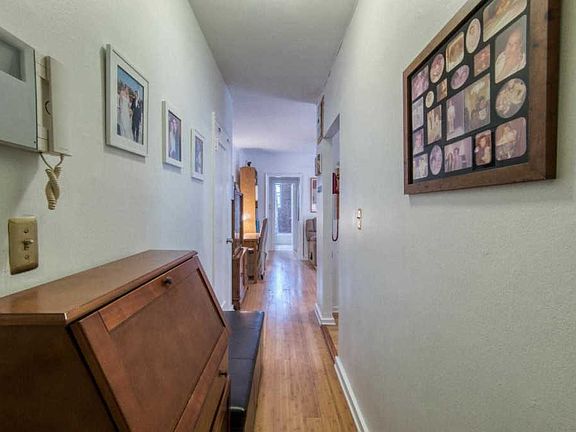 5th image of 3069 Hobart St APT 3O