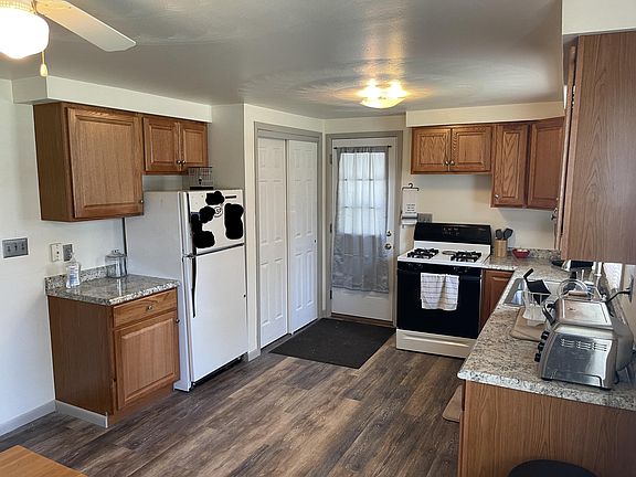 Updated Kitchen (refrigerator will be new)