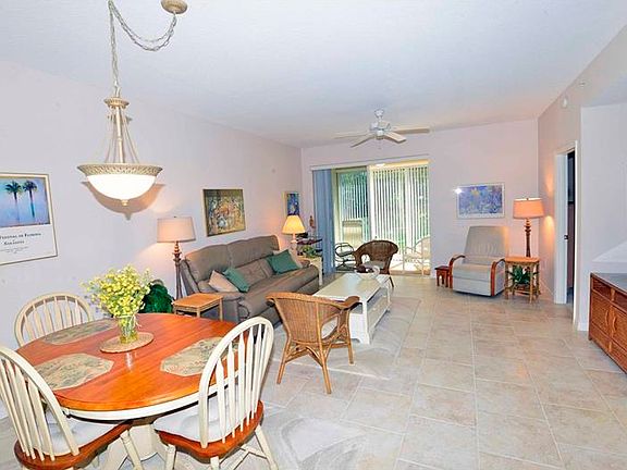 4th image of 8315 Glenrose Way Unit 1412