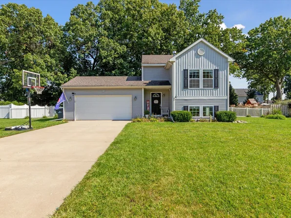 6971 Annandale Dr, Kalamazoo, MI 49009